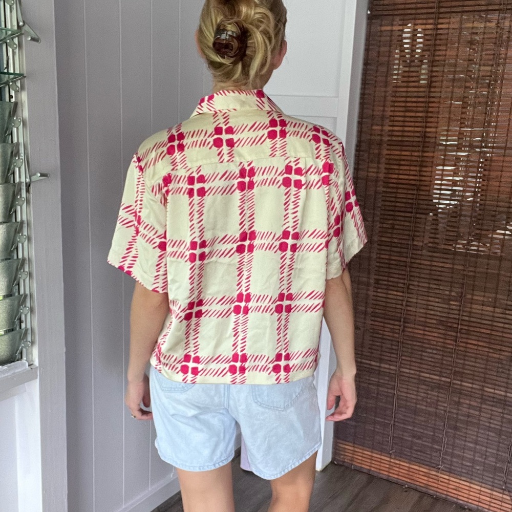 Silk button down - Picture 3 of 4